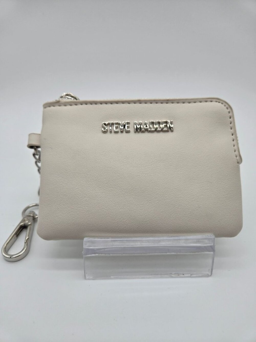 Steve Madden Off White Faux Leather Coin Pouch Keychain Clip Wallet EUC